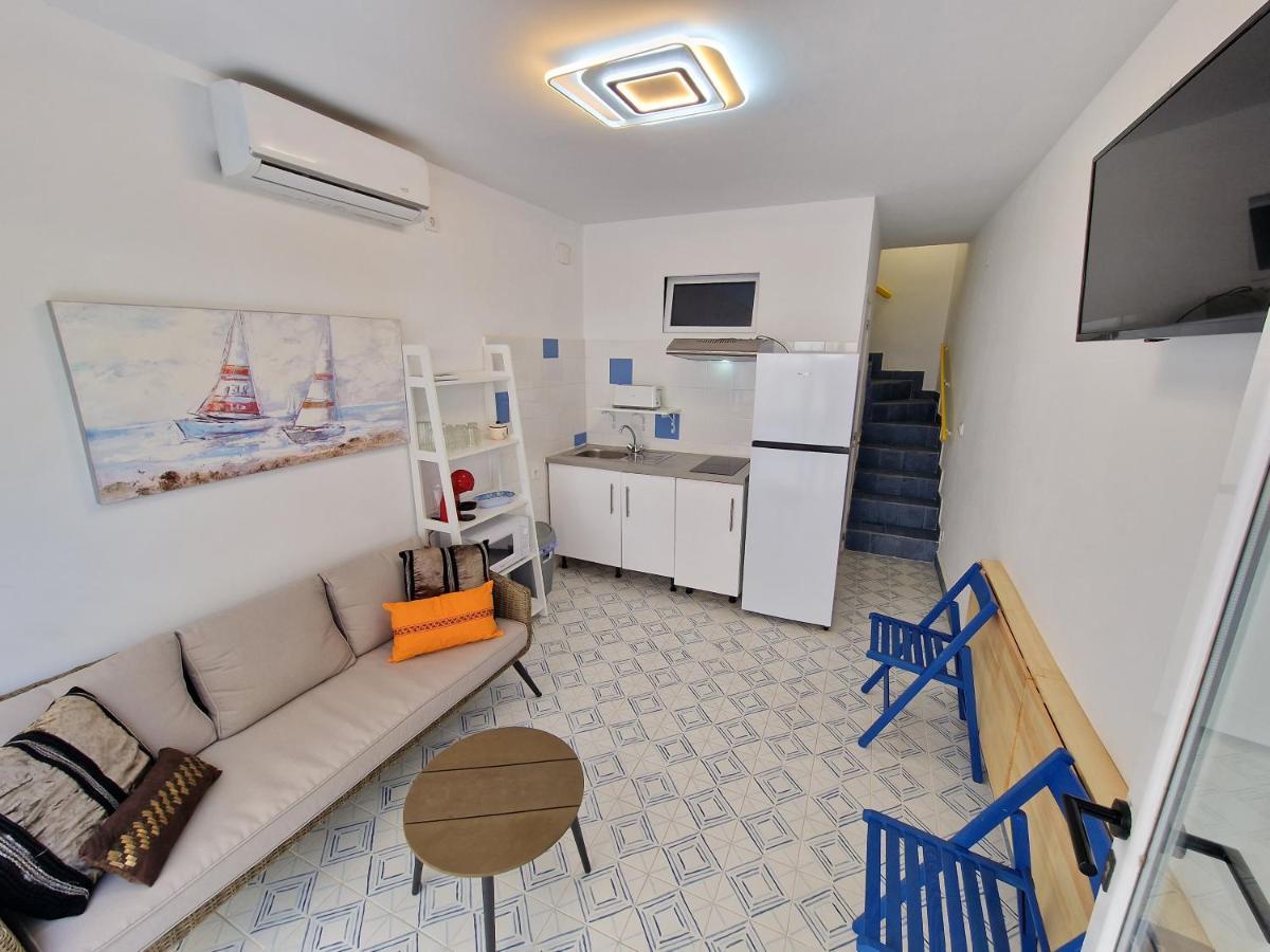 La Maisonnette Bleue Empuriabrava Exterior foto